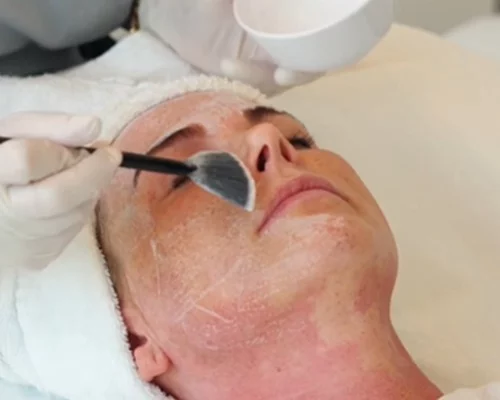 Unterschied zwischen medizinischer und regulärer Kosmetik, Difine Essen, Plastische und Ästhetische Chirurgie